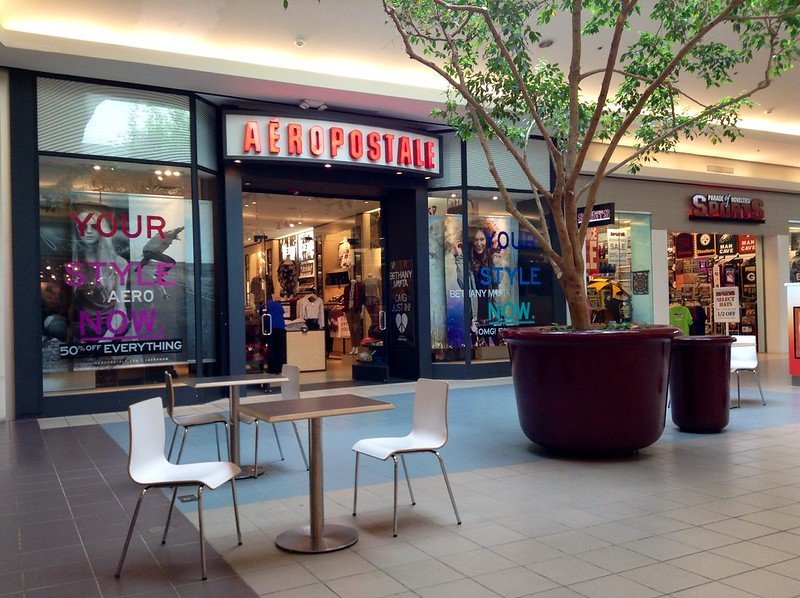 Aeropostale Tracking Not Updating: What the Status Means and When to Worry (2026)